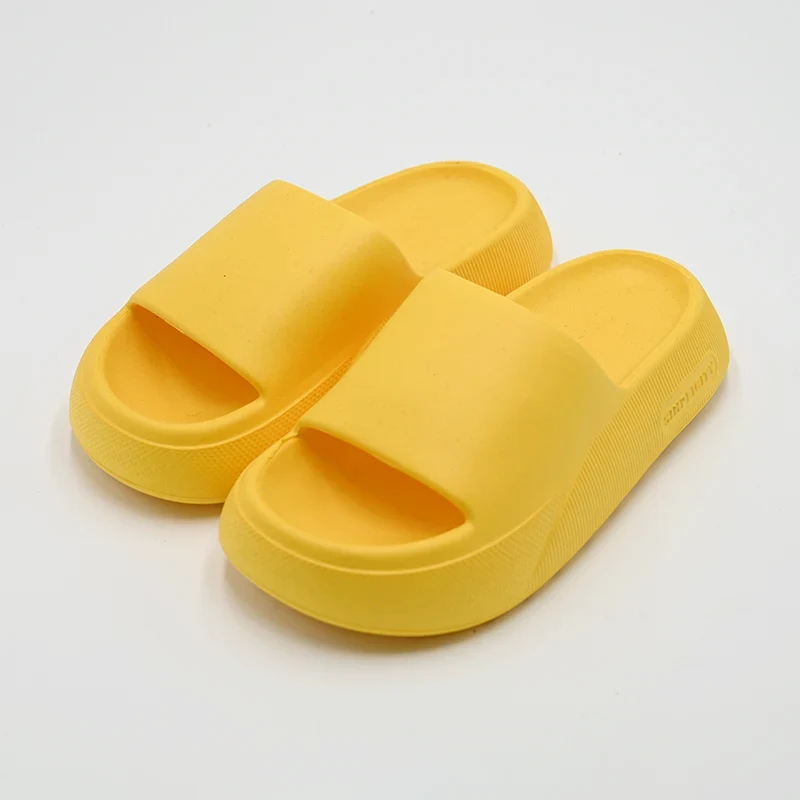 ¿Por qué las pantuflas de colores sólidos son el elemento esencial y silencioso que todo hogar merece?